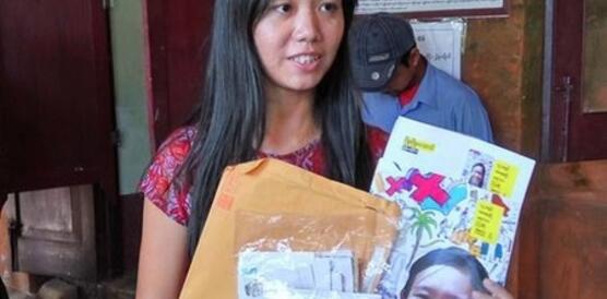 Phyoe Phyoe Aung erhält im Dezember 2015 Briefe von Amnesty-Mitgliedern