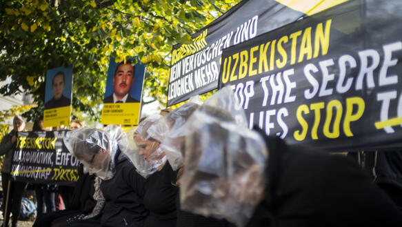Aktion in Berlin gegen Folter in Usbekistan