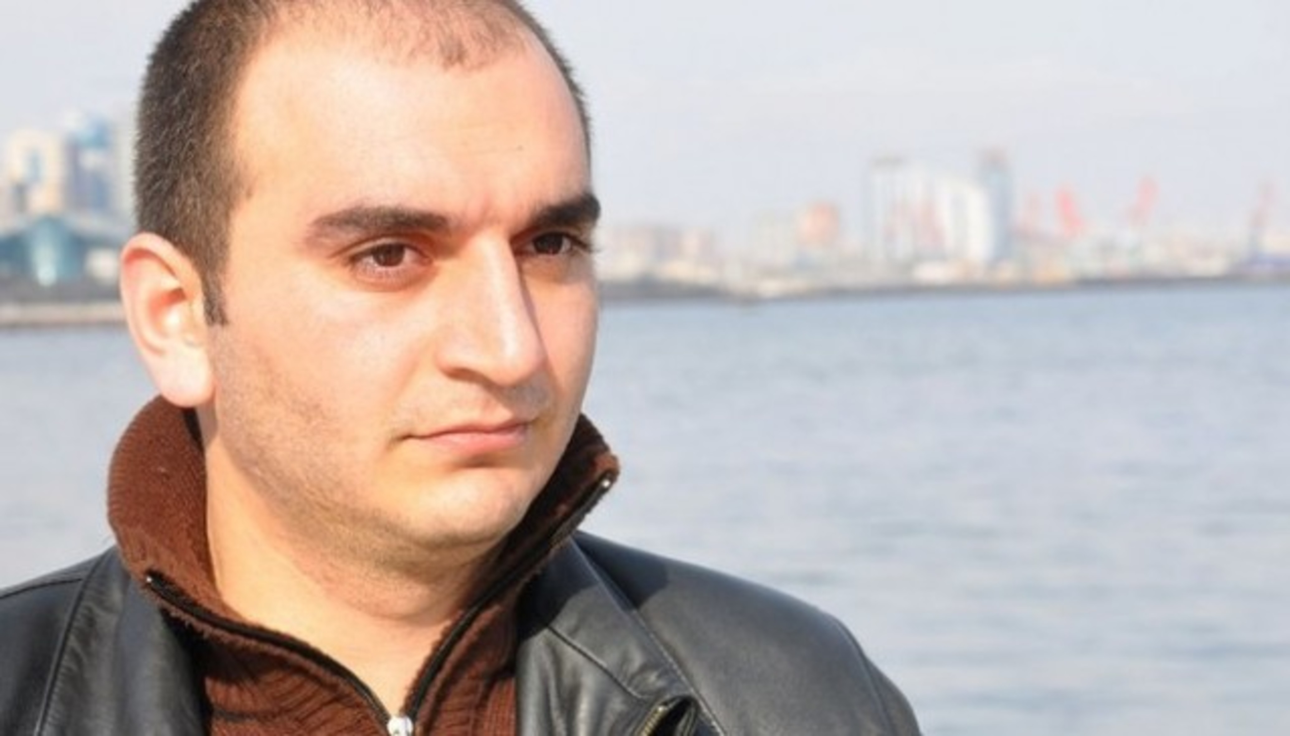 Azis Orujov, Journalist in Aserbaidschan