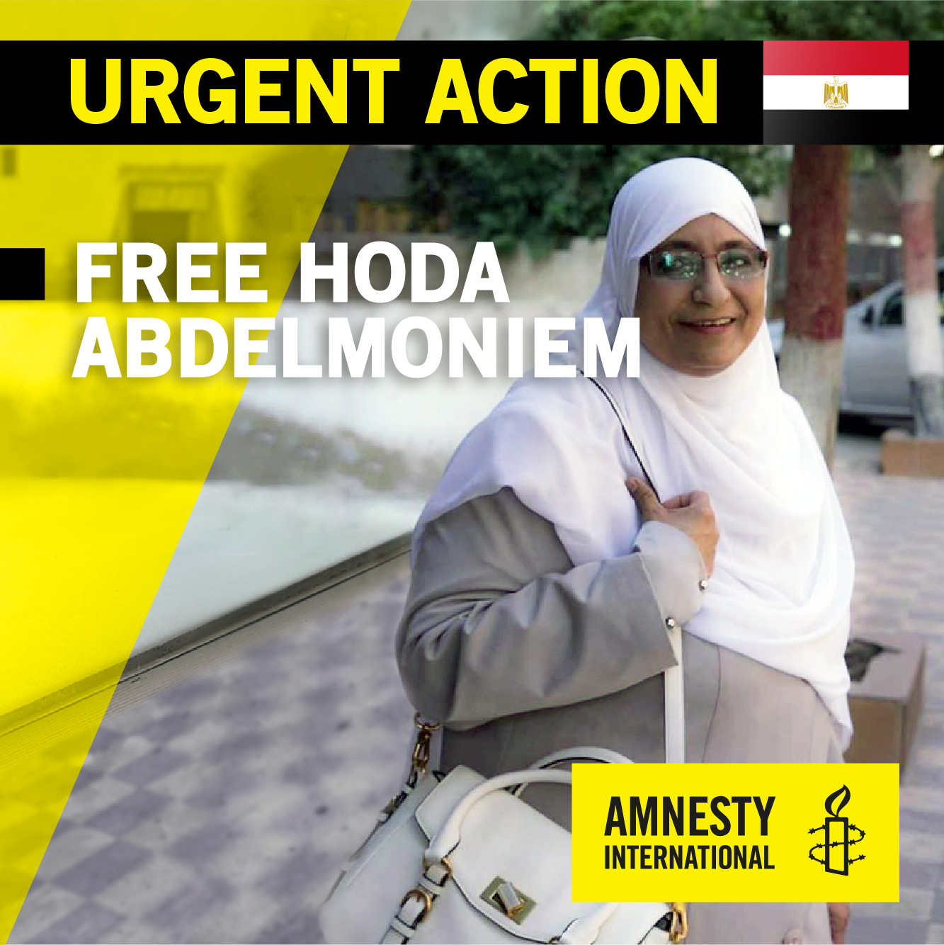 Oben steht mit gelben Lettern auf schwarzem Hintergrund geschrieben "Urgent Action". Rechts daneben ist die ägyptische Flagge. Darunter steht in weissen Buchstaben über das Foto geschriben "Free Hoda Abdelmoniem". Im Hintergrund ist eine Frau mit weissem Kopftuch und Brille, die in die Kamera lächelt.