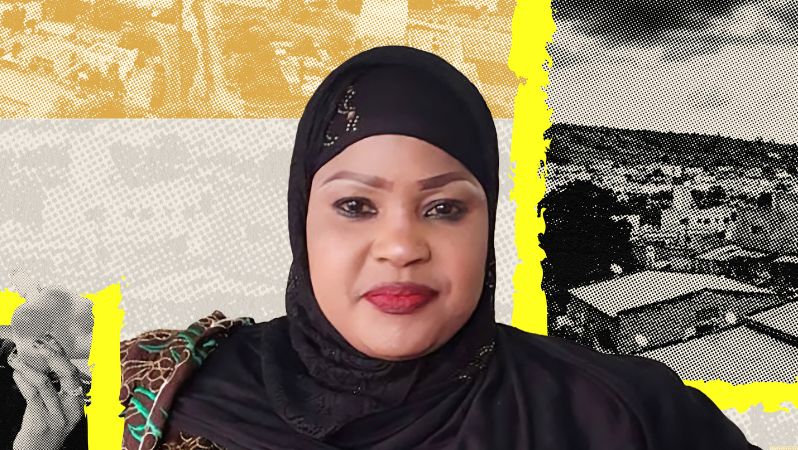 Porträtfoto einer Person mit  Hijab, die in die Kamera blickt