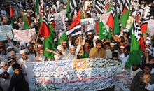 Demonstration gegen die Änderung der Blasphemie-Gesetze in Hyderabad, Pakistan