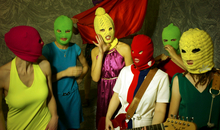 Sieben Mitglieder der Band Pussy Riot, Januar 2012