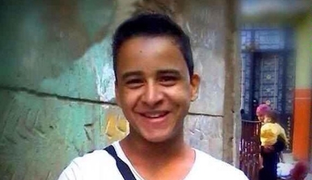 Mahmoud Hussein trug ein T-Shirt mit der Aufschrift "Nation ohne Folter", wurde festgenommen und gefoltert