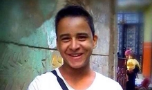 Mahmoud Hussein trug ein T-Shirt mit der Aufschrift "Nation ohne Folter", wurde festgenommen und gefoltert