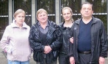 Yevgeniya Polukhina, Nina Chursina, Mariya Polukhina und Alexsandr Polukhin