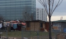 Auch die informelle Roma-Siedlung Belvil ist von Zwangsräumungen bedroht