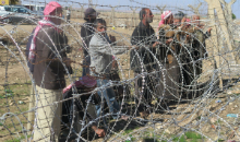 Im Niemandsland: Flüchtlinge zwischen den Grenzzäunen Syriens und der Türkei
