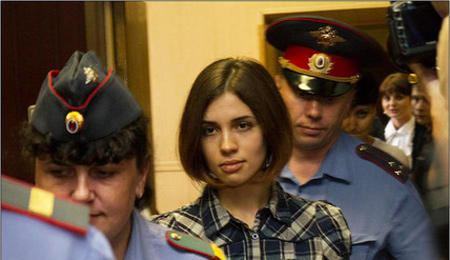 "Unendlich dankbar": Nadia Tolokonnikova im Moskauer Gericht am 20. Juni 2012