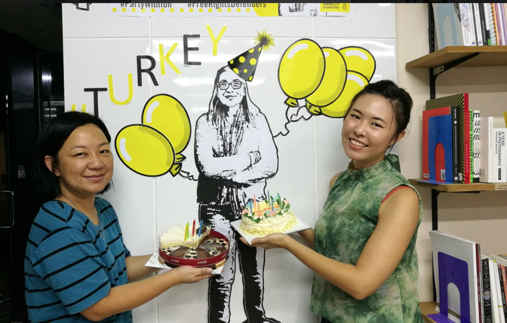Amnesty-Aktion in Thailand anlässlich İdil Esers Geburtstag am 14. Oktober