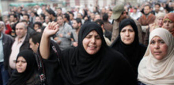 Der Staat hat während der jetzigen Proteste beim Schutz friedlicher Demonstrierender versagt.