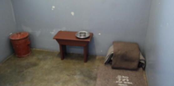 Mandelas Gefängniszelle auf Robben Island, Südafrika