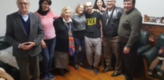 Fadi Mansour mit seiner Familie in Australien 