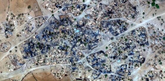 Das Dorf Bourgu in der sudanesischen Region Darfur nach einem Angriff der Regierungstruppen