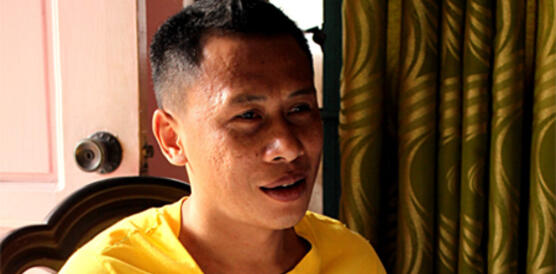 Folteropfer Jerryme Corre wurde am 16. Februar von Amnesty-Mitgliedern während seiner Haft auf den Philippinen besucht