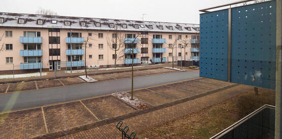 Aussicht auf einen Wohnblock der Aufnahmeeinrichtung Oberfranken, aufgenommen am 07.12.2016 in Bamberg (Bayern)