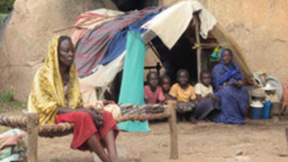 Asyl in einer Höhle: Viele vertriebene Familien in Südkordofan sind von Hilfsorganisationen abgeschnitten