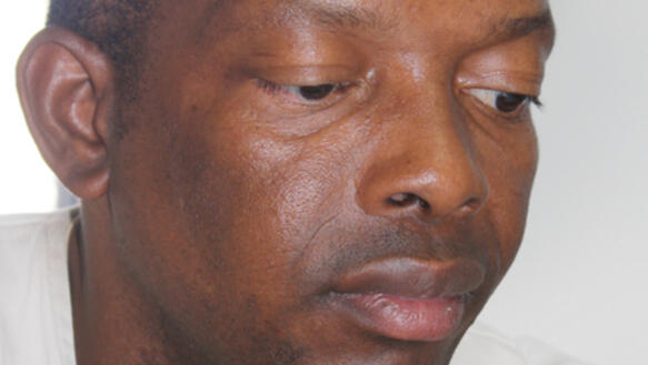 Ángel Colón ist seit 2009 in einem mexikanischen Gefängnis inhaftiert und wurde gefoltert und misshandelt.