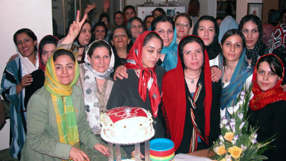 Iran: Gesetzentwürfe reduzieren Frauen auf "Gebärmaschinen"