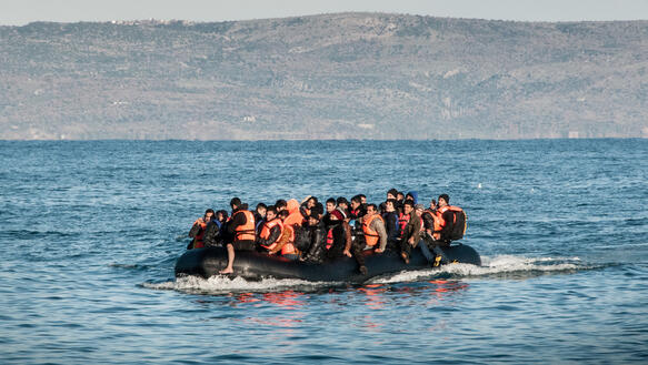 Flüchtlinge: Amnesty kritisiert NATO-Einsatz in der Ägäis