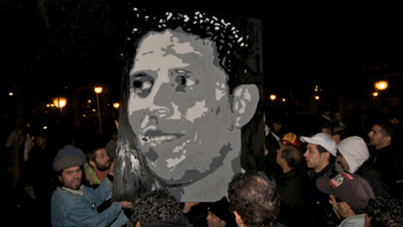 Künstler malten dieses Bild als Erinnerung an Mohamed Bouaziz mit dessen Selbstverbrennung die Proteste in Tunesion begannen