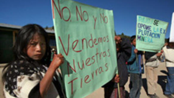 Demonstration gegen die Goldminen: "Wir werden unser Land nicht verkaufen"